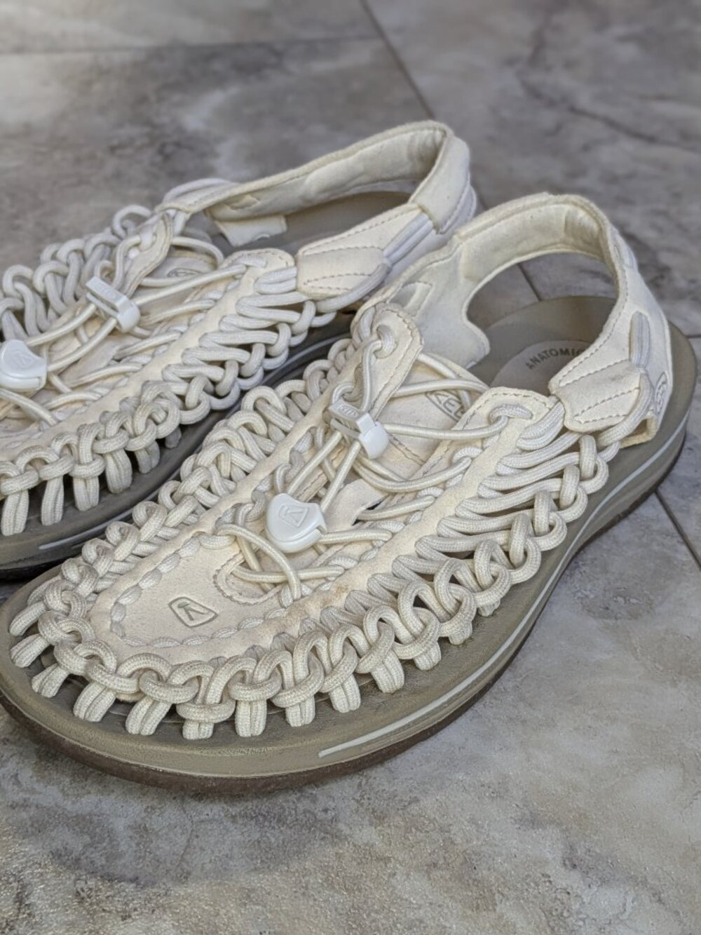 Keen Uneek Cord Sandals (women's 9)